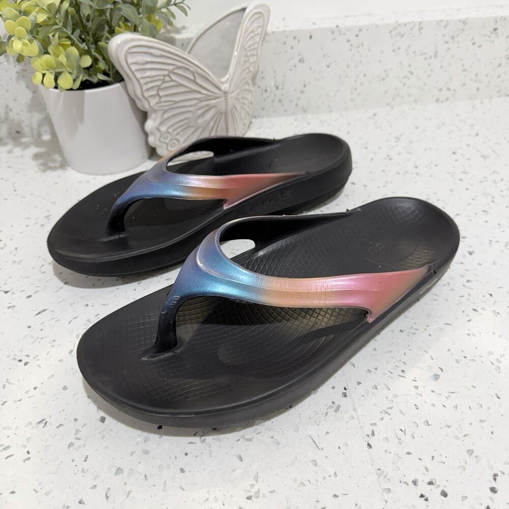 OOFOS OOlala Luxe Recovery Sandals Rainbow Size 10 comfort walking